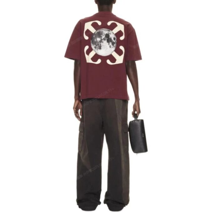 Moon Arrow Skate bomullst-shirt ”Red Purple”