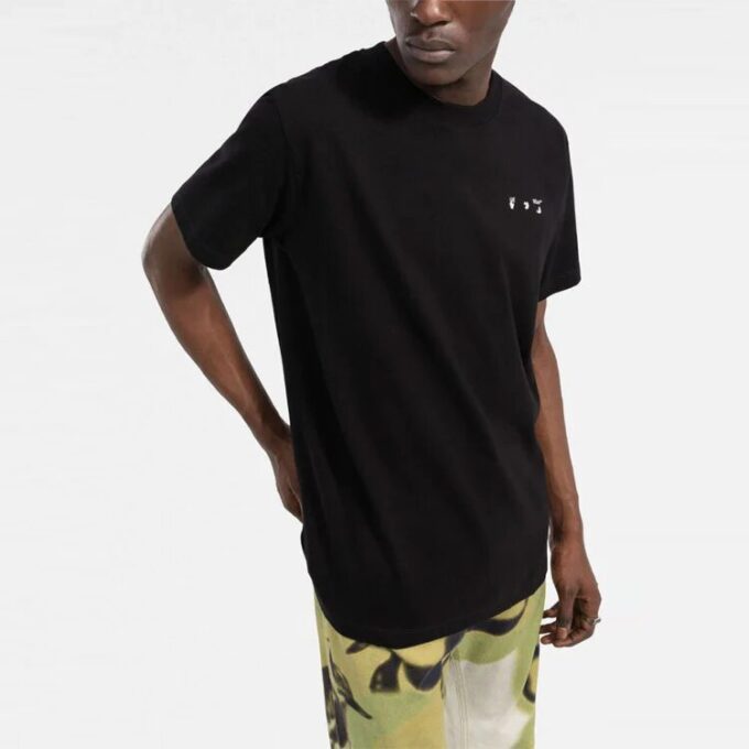 Off-White Herr FW21 T-shirt med bröstlogotyp, rund hals och korta Shorts, svart