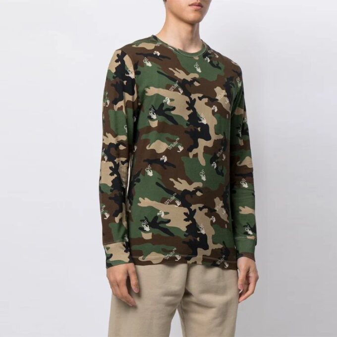 Off-White Herr SS21 Camouflage-tryck Löst sittande långärmad grön T-shirt
