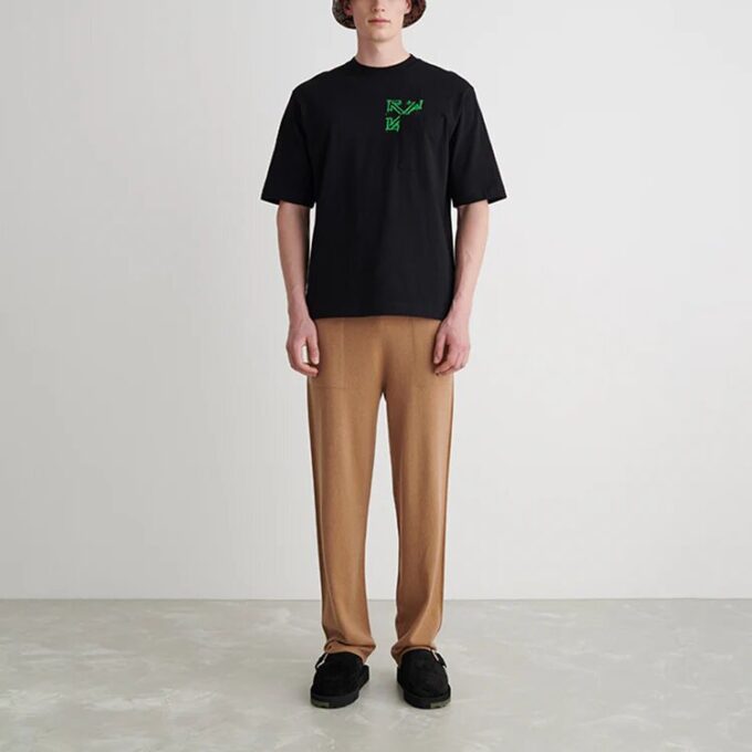 Off-White Herr SS22 Arrow Spray Painting Kortärmad T-shirt i lös passform Svart