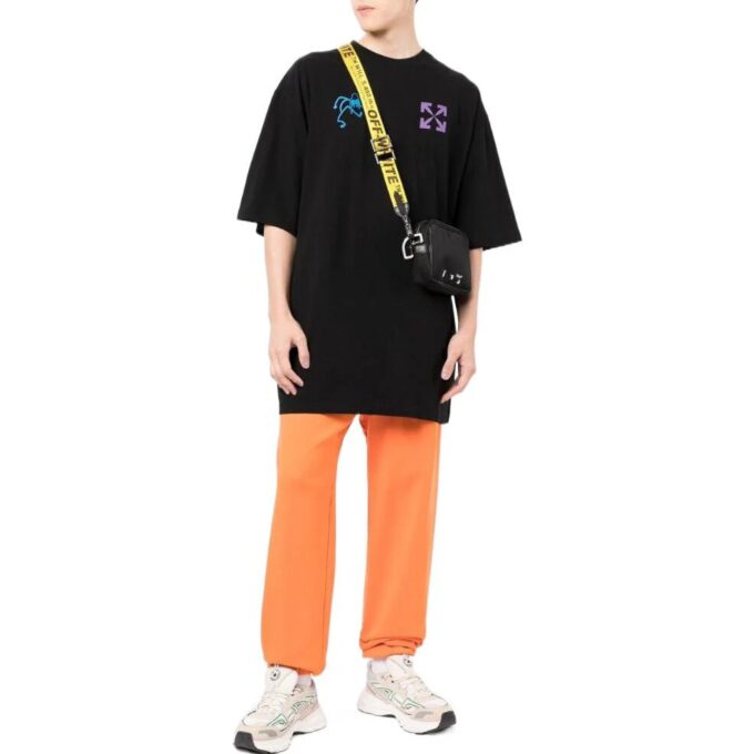 Off-White Herr SS22 T-shirt med logotryck, rund hals och korta Shorts, svart