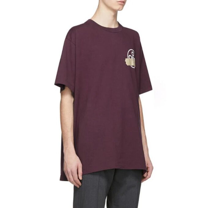 Off-White Herr-T-shirt med bronserad pil, gummiband och lapp, kortärmad, lila T-shirt