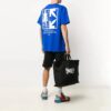 Off-White Herr-T-shirt med tryckt logotyp i blått