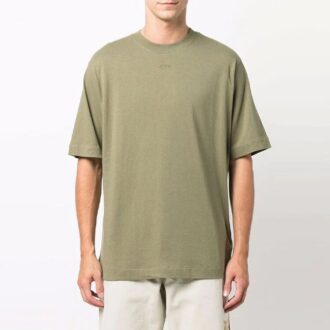 SS21 Gummi med piltryck, kortärmad, slim fit-version, grön